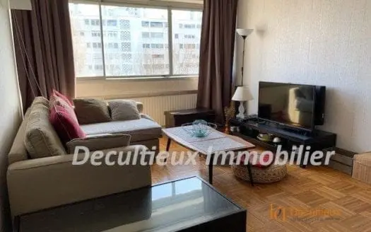Vendu appartement 2 pièces 50.00 m², 69100