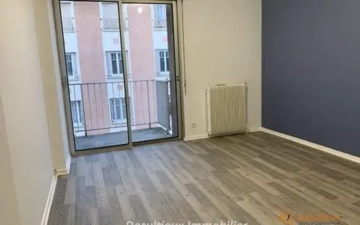 Vendu appartement 2 pièces 55.00 m², 69007