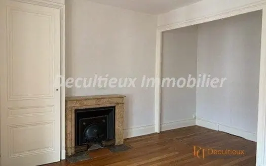 Vendu appartement 2 pièces 63.00 m², 69100