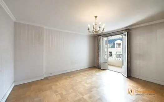 Vendu appartement 3 pièces 83.00 m², 69006