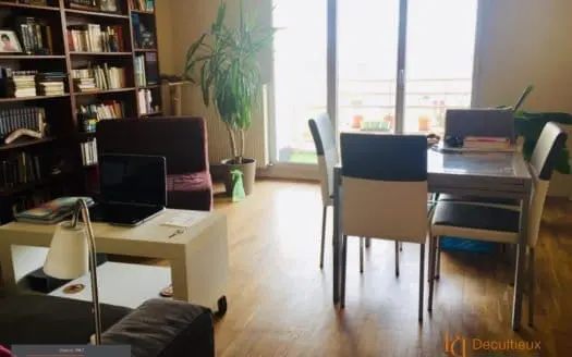 Vendu appartement 3 pièces 65.00 m², 69100