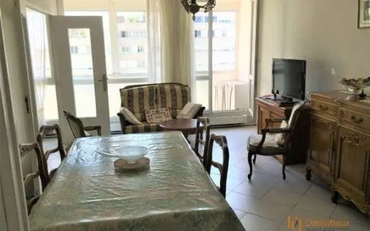 Vendu appartement 3 pièces 70.00 m², 69100