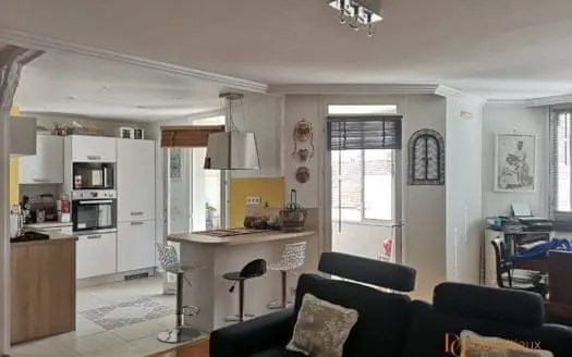 Vendu appartement 3 pièces 74.00 m², 69100