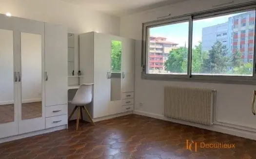 Vendu appartement 4 pièces 103.00 m², 69100