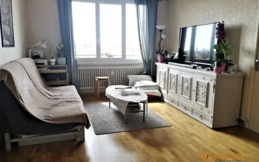 Vendu appartement 4 pièces 70.48 m², 69100