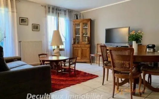 Vendu appartement 4 pièces 89.00 m², 69003