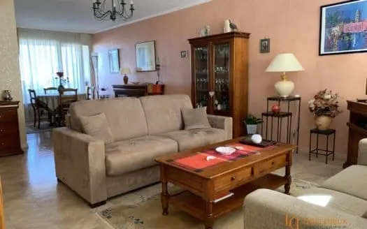 Vendu appartement 4 pièces 92.00 m², 69100