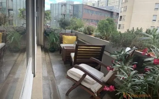 Vendu appartement 6 pièces 112.28 m², 69100