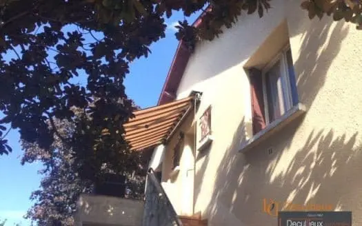 Vendu maison 4 pièces, 69800