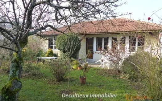 Vendu maison 4 pièces 74.00 m², 69005