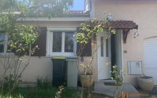 Vendu maison 5 pièces 87.00 m², 69780