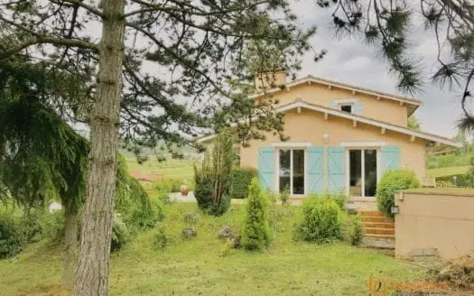 Vendu maison 6 pièces 143.00 m², 69280