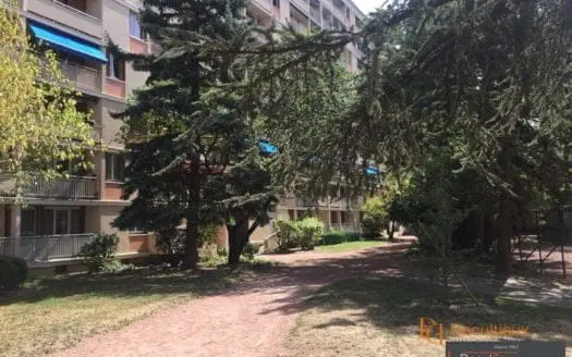 Vendu appartement 3 pièces 60.04 m², 69100