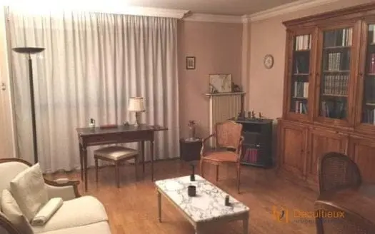 Vendu appartement 3 pièces 78.00 m², 69100