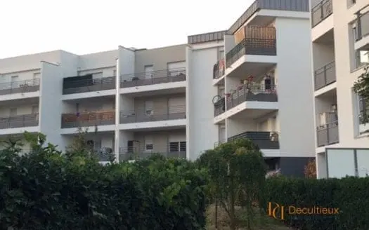 Vendu appartement 4 pièces 86.00 m², 69120