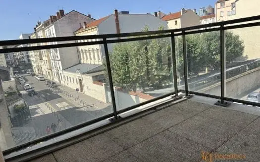Loué appartement 2 pièces 49.94 m², 69006