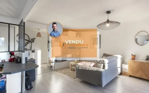 Vendu appartement 2 pièces 49.59 m², 69100