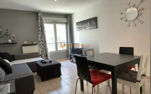 Vendu appartement 2 pièces 49.18 m², 69100