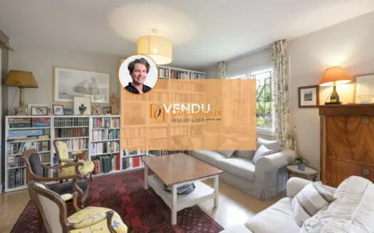 Vendu maison 10 pièces 276.37 m², 69300