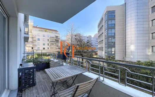 Loué appartement 3 pièces 47.11 m², 69008