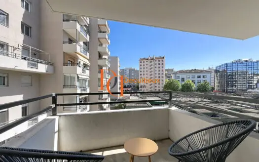 Vente appartement 5 pièces 72.16 m², 69100