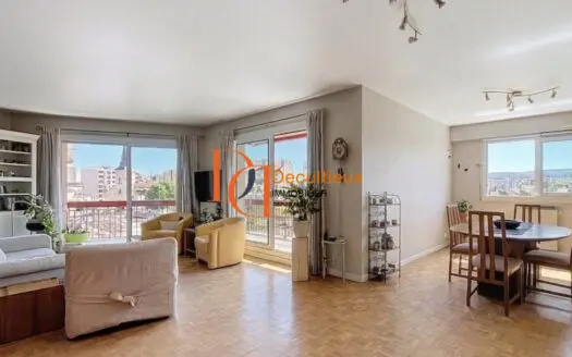Vente appartement 5 pièces 114.19 m², 69100