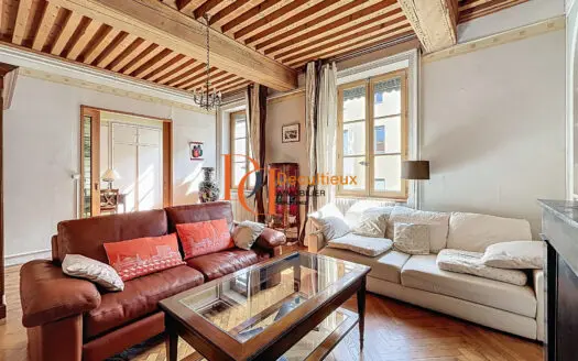 Vente appartement 4 pièces 105.35 m², 69006