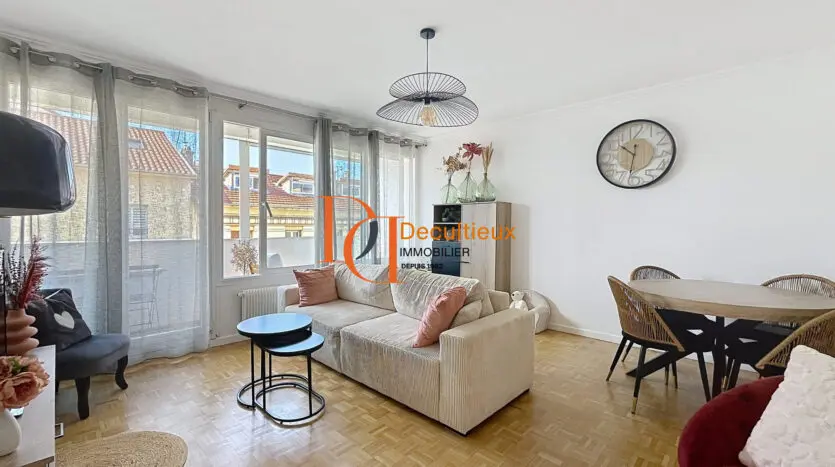 Appartement 3 pièces 74 m² · à Lyon · 74,3 m² · 295 000 €