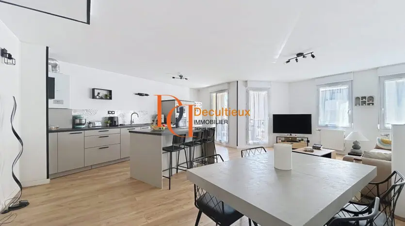 Appartement 3 pièces 77 m² · à Villeurbanne · 76,9 m² · 299 000 €