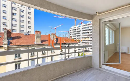 Location appartement 2 pièces 49.90 m², 69100